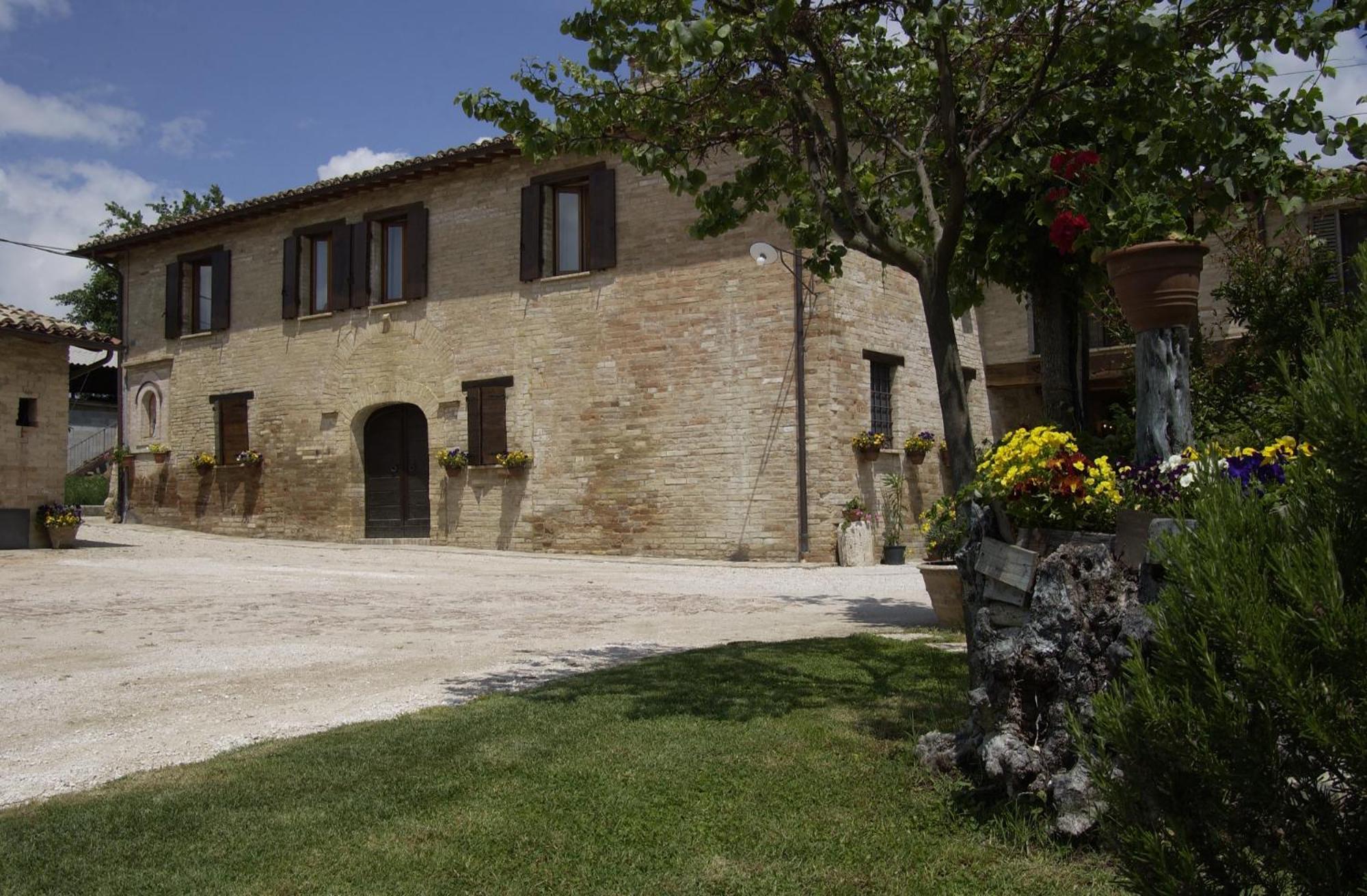 Agriturismo Il Borghetto Montefalco Exteriör bild